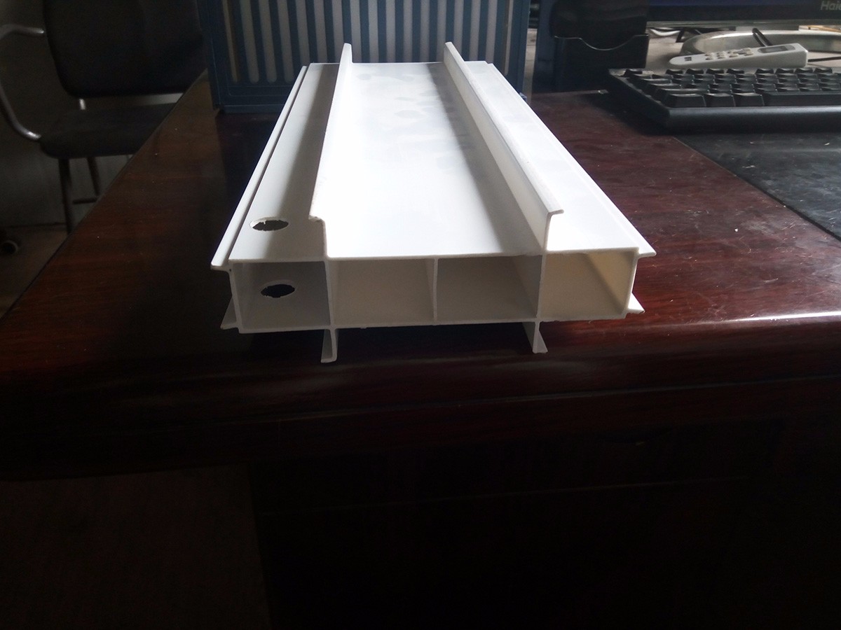 济宁立面拉缝板 (1)150MM宽拉缝板